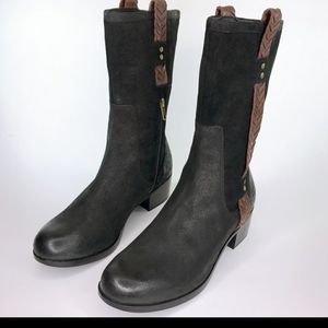 UGG Jaspan Genuine Black Sheepskin Boot Sz 10